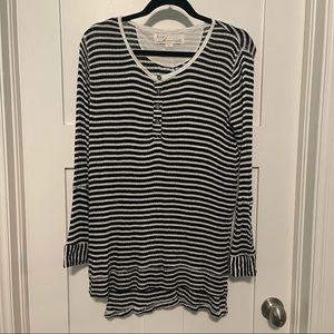 Vintage Havana size small black and white stripped Henley lightweight sweater!